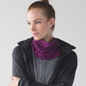 NWT Lululemon Run And Done Neck Warmer
Kanto Stripe